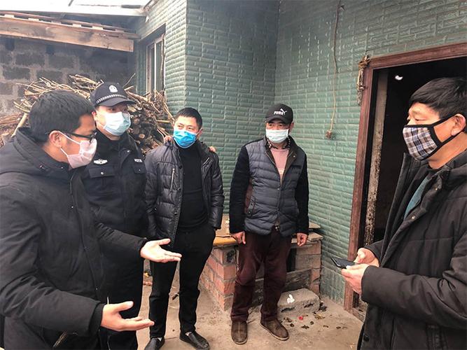 2020抗击疫情小故事:战疫夫妻、民警张英洪、院长张定宇等